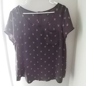 Torrid Short Sleeve Shirt Fox Print Size 0